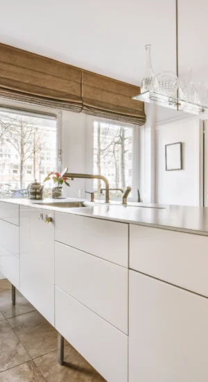 the-interior-of-the-kitchen-in-a-minimalist-style-2025-02-11-16-17-17-utc